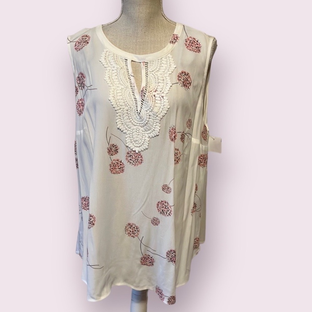 Daniel rainn blouse, lace appliqué , size 1X